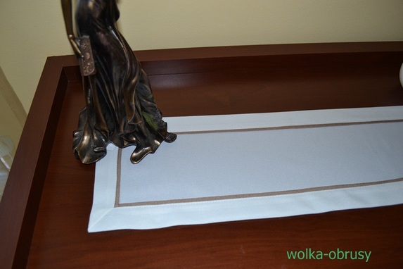 20x140 cm bieżnik imitujący len biały z beżową lamówką (002-6) (1)